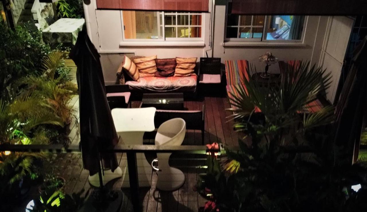 Manava Tahara'A Home Stay Mahina Exterior photo